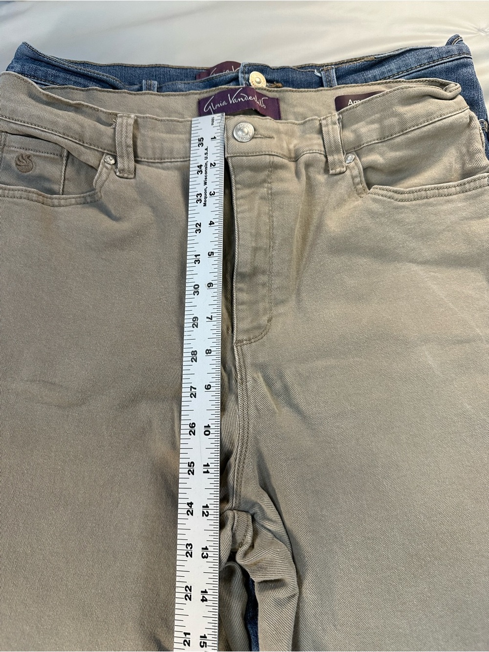Gloria Vanderbilt Straight Leg Jeans Trio - Blue, Tan, Black size 14 - Picture 7 of 12